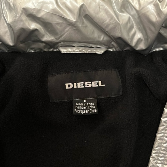 Diesel Kids Puffer Jacket Size 8. - Picture 7 of 8